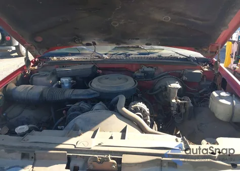 1993 Chevrolet Gmt-400 K1500 z USA, uszkodzony, nr VIN 2GCEK19K7P1146839